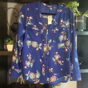 NWT Express Women's Blue Floral Top
